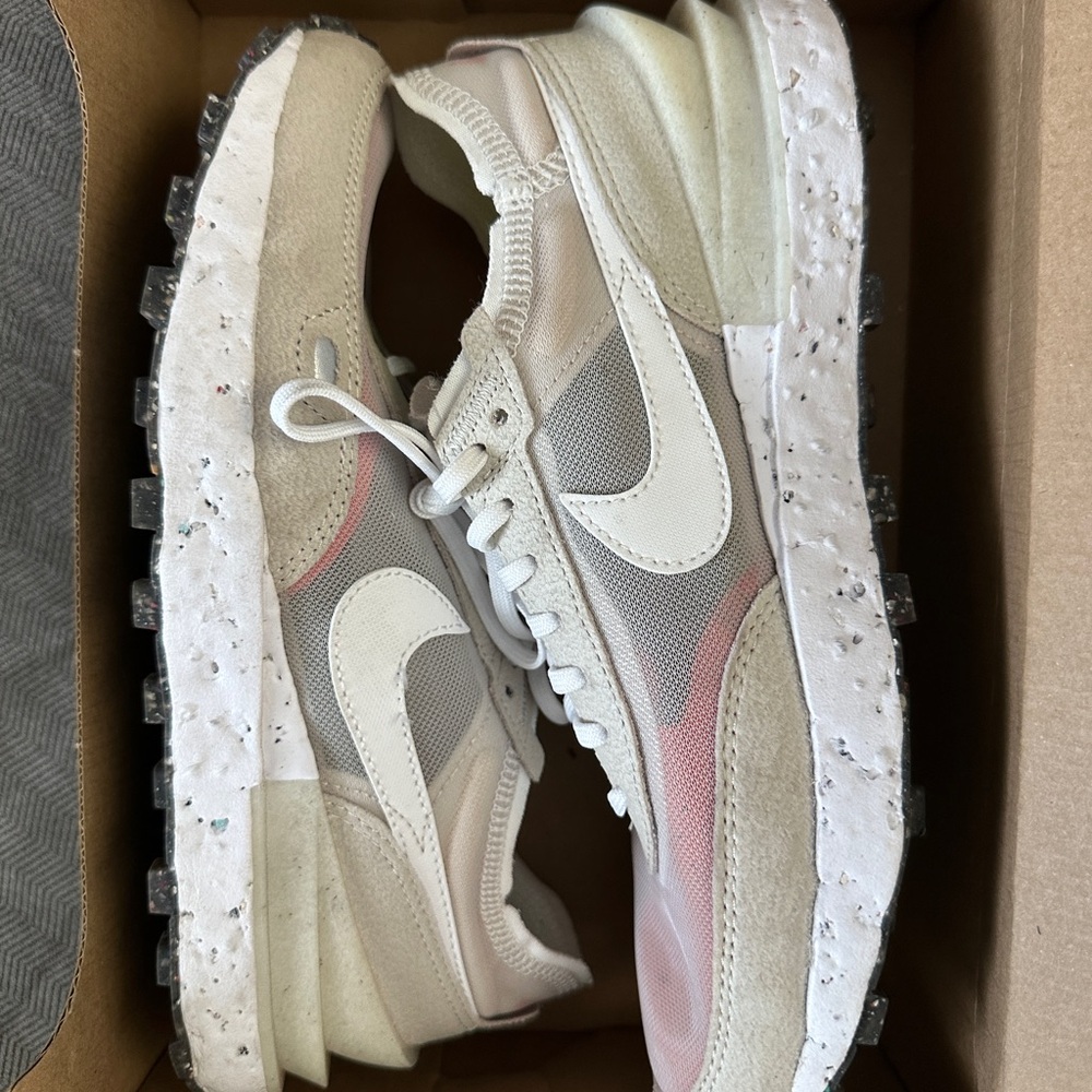Nike Women’s Waffle One Crater SE ‘Cream White’ Size 7